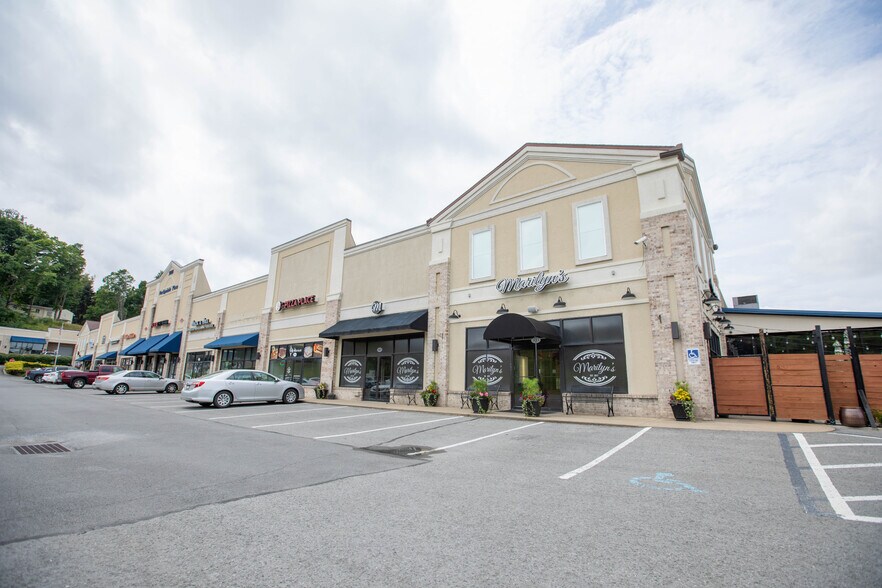 More Photos Of Northpointe Plz, Morgantown General Retail For Lease