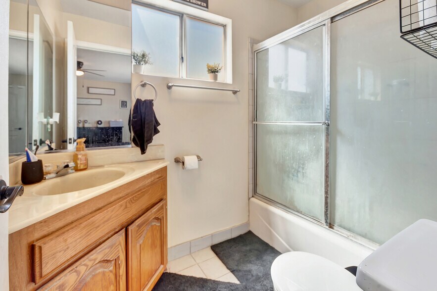 More Photos Of 12731 Barlin Ave, Downey Apartments For Sale