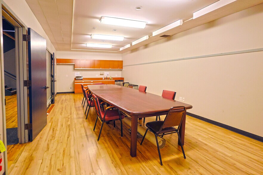 More Photos Of 2087 Addison St, Berkeley Unknown For Lease