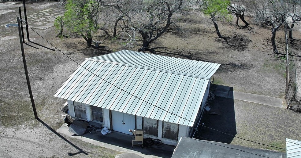 More Photos Of 1111 E D Ave, Kingsville Lodge Meeting Hall For Sale