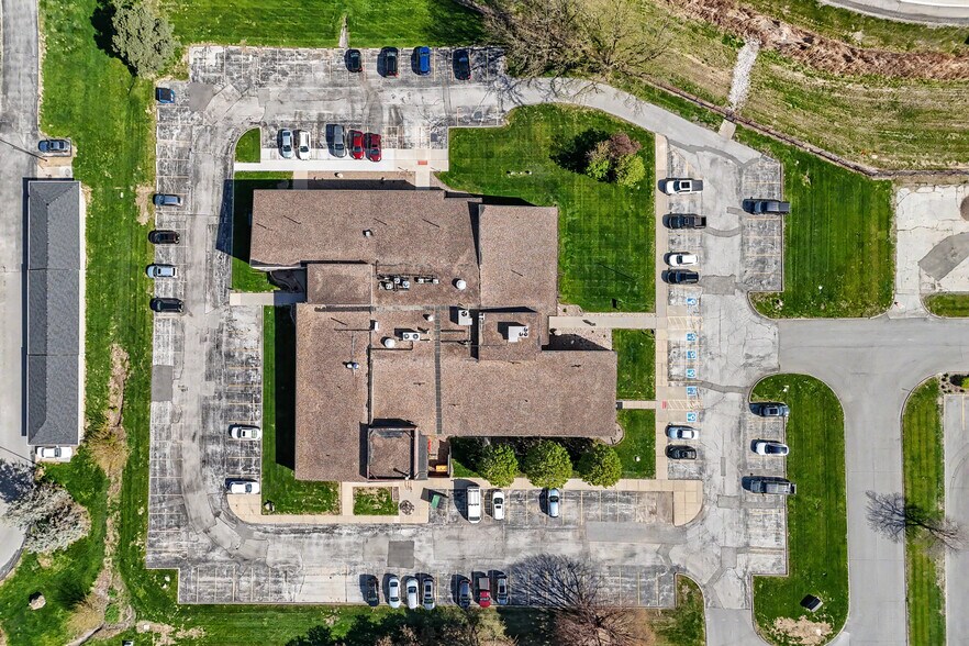More Photos Of 1300 37th St, West Des Moines Medical For Sale