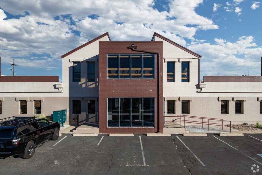 More Photos Of 3400 Industrial Ln, Broomfield Manufacturing For Lease
