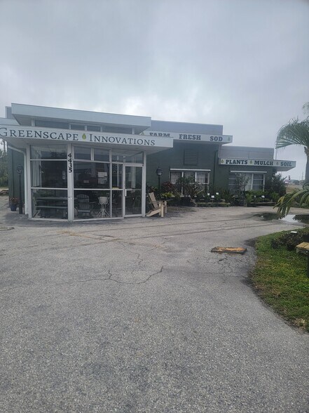 Primary Photo Of 4425 Tamiami Trl, Port Charlotte Storefront Retail Office For Lease