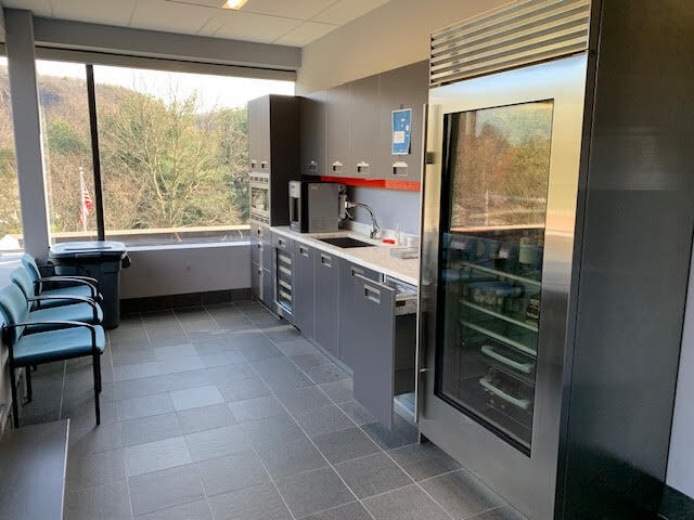 More Photos Of 1764 Litchfield Tpke, Woodbridge Office For Lease