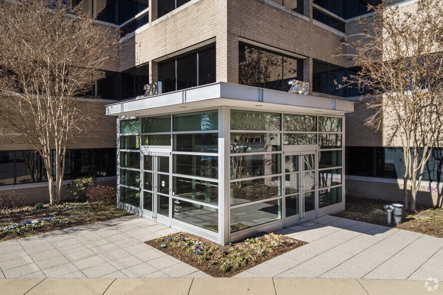 More Photos Of 2751 Prosperity Ave, Merrifield Unknown For Lease