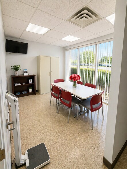 More Photos Of 3896 N Federal Hwy, Lighthouse Point Medical For Lease