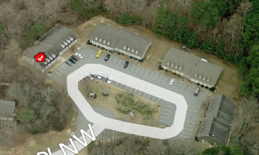 More Photos Of 652 Exchange Pl, Lilburn Office For Lease