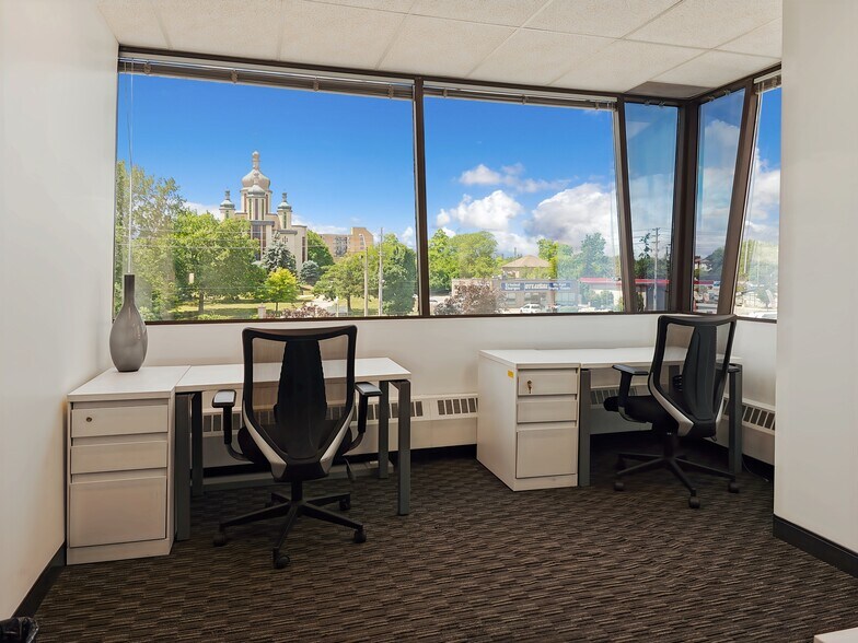 More Photos Of 10 Milner Business Ct, Toronto Coworking Space