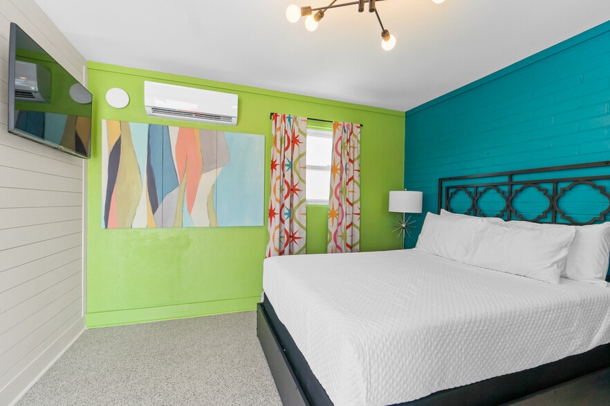 More Photos Of 3155 W Highway 98, Port Saint Joe Hotel For Sale