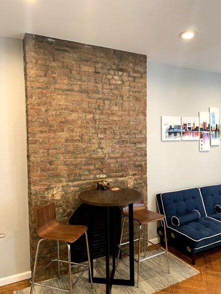 More Photos Of 113 E 39th St, New York Apartments For Sale