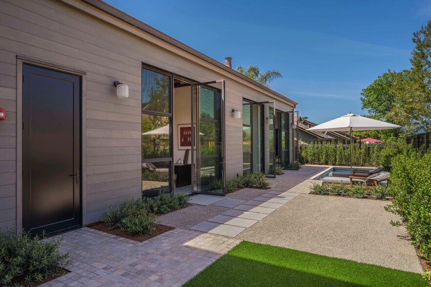 More Photos Of 301 1st St W, Sonoma General Retail For Sale