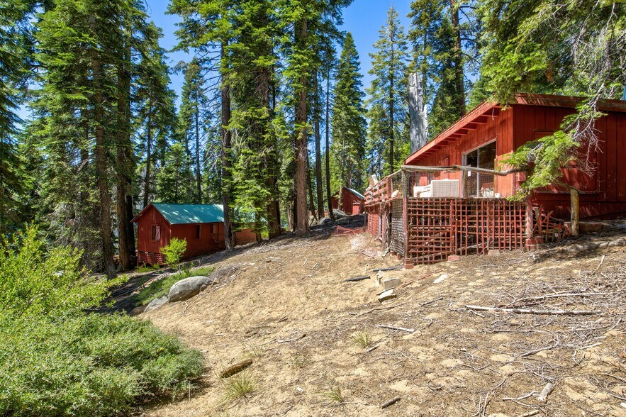 More Photos Of 61011 Cedar Crest Ln, Lakeshore Specialty For Sale