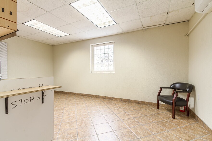 More Photos Of 64 Spencer St, Rochester Loft Creative Space For Sale