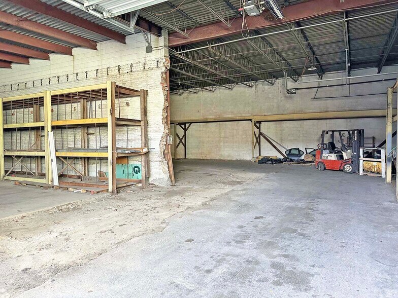 More Photos Of 540 S Main St, Wilkes Barre General Retail For Sale