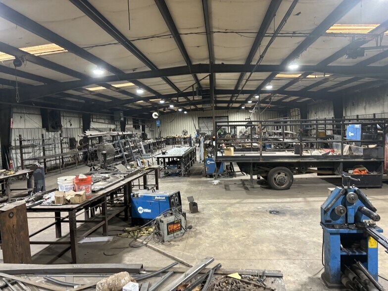More Photos Of 1175 Big Orange Rd, Cordova Warehouse For Sale