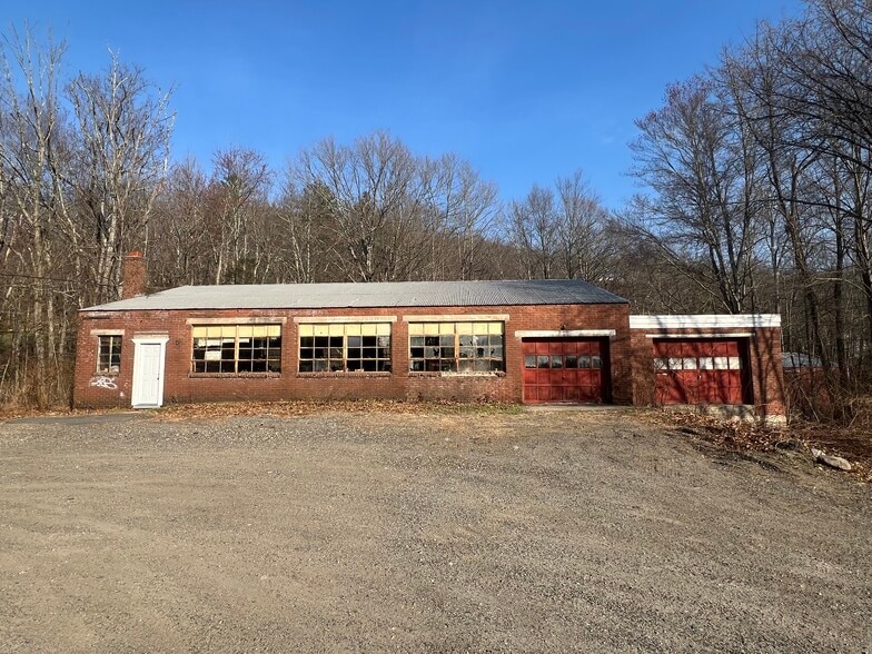 Primary Photo Of 10 Spielman Hwy, Burlington Warehouse For Sale
