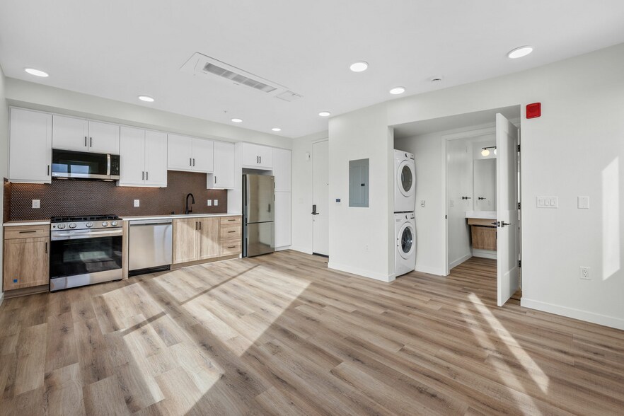 More Photos Of 3943 Oregon St, San Diego Apartments For Sale