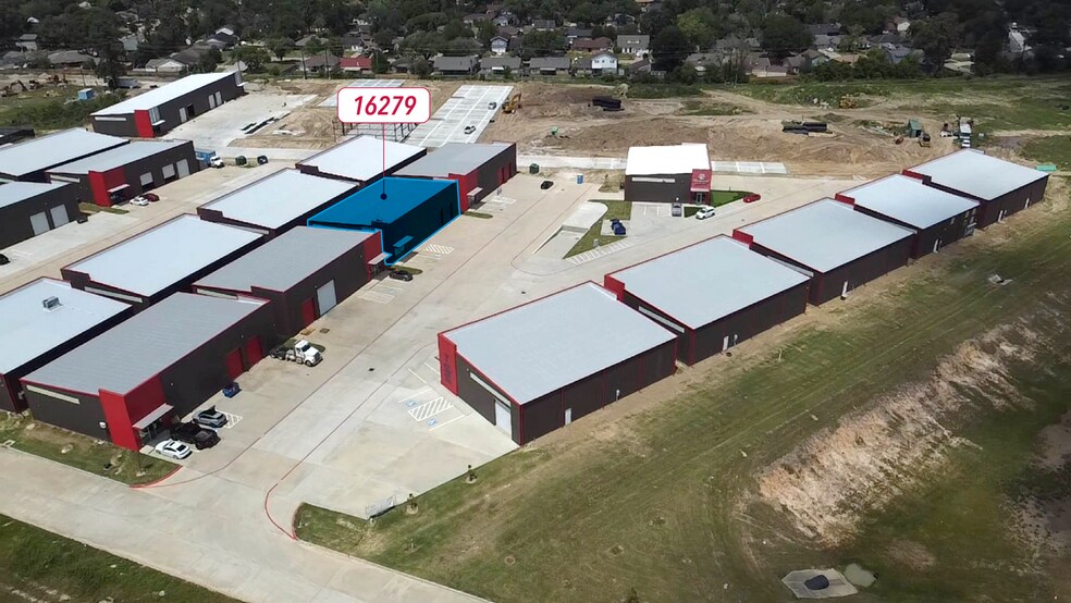 More Photos Of 16277 North Fwy, Houston Manufacturing For Sale
