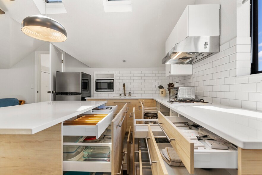 More Photos Of 9930 Calvine Rd, Sacramento Apartments For Sale