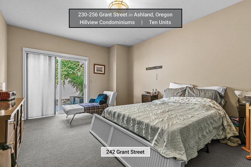 More Photos Of 230 Grant St, Ashland Multifamily For Sale
