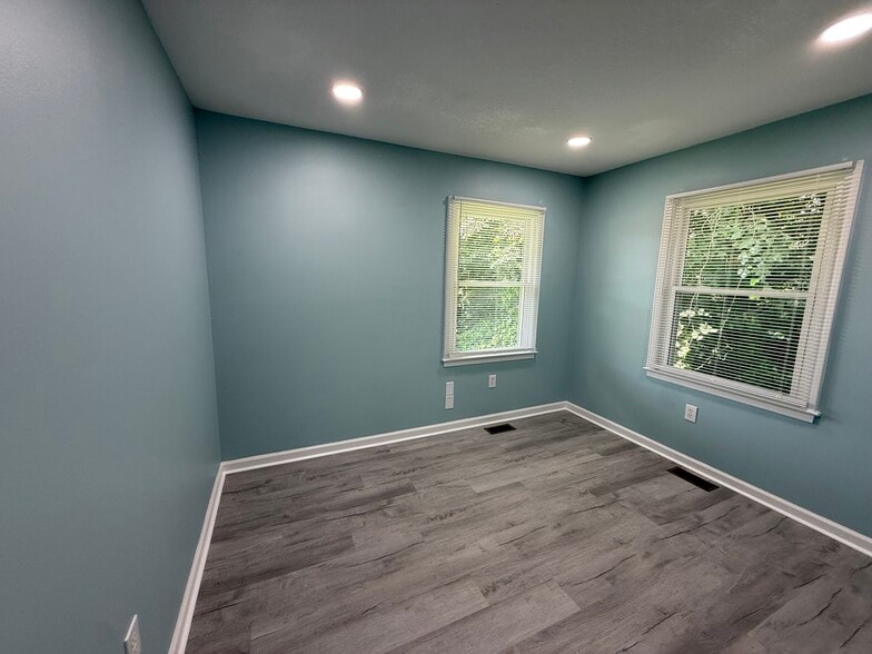 More Photos Of 3642 N NC 16 Business Hwy, Denver Office For Lease