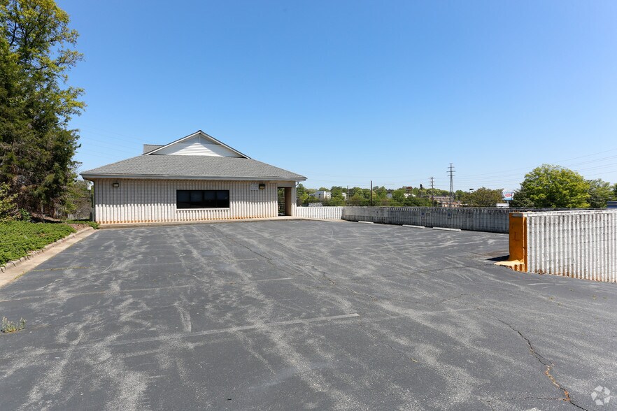 More Photos Of 365 N New Hope Rd, Gastonia Medical For Lease