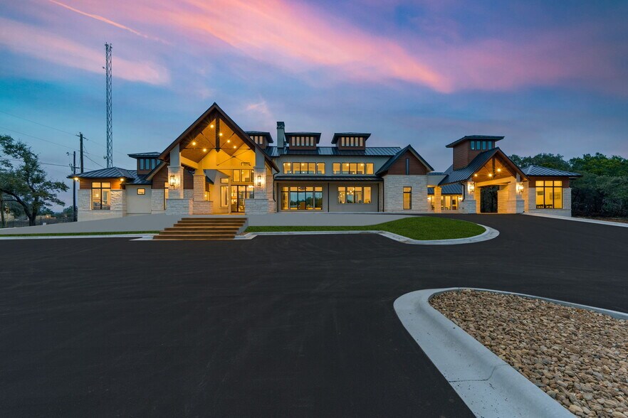 Primary Photo Of 7505 E US Highway 290, Johnson City Flex For Sale