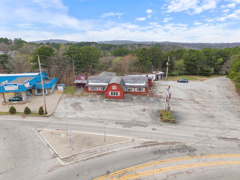 More Photos Of 104 Huntsville Dr, Eureka Springs Restaurant For Sale