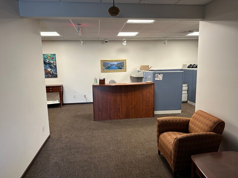 More Photos Of 823 N Cedar St, Monticello Industrial For Lease
