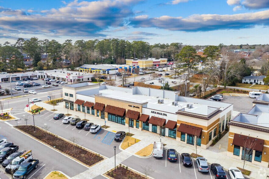 More Photos Of 4701 Forest Dr, Columbia General Retail For Lease
