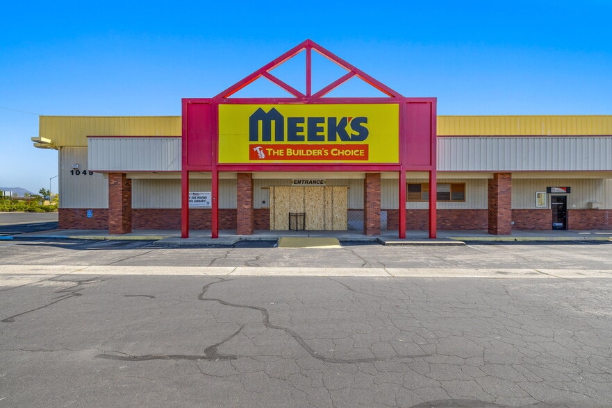 More Photos Of 1045 Twin View Blvd, Redding Freestanding For Sale