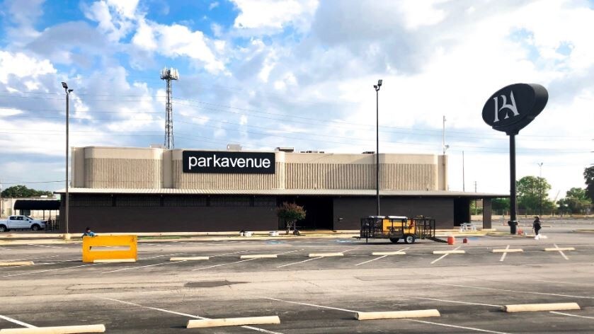 Primary Photo Of 2443 Walnut Hill Ln, Dallas Bar For Sale