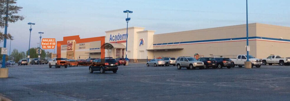 More Photos Of 100 Peachwood Centre Dr, Spartanburg Freestanding For Lease