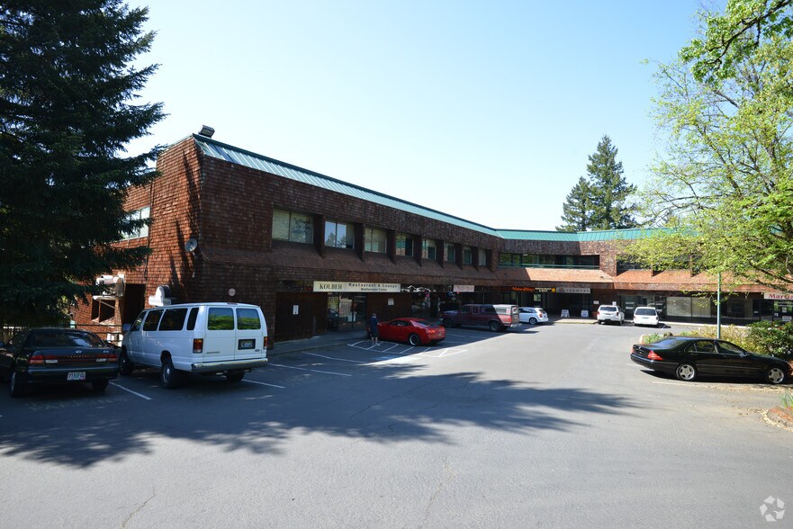 More Photos Of 11830 SW Kerr Pky, Lake Oswego Office For Lease