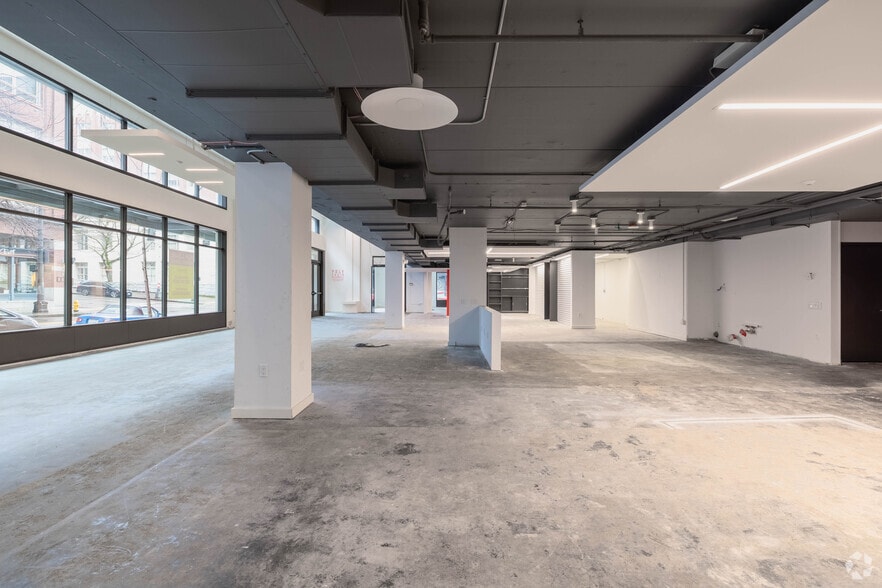 Photo of 1st Floor Ste 1015 Western Ave