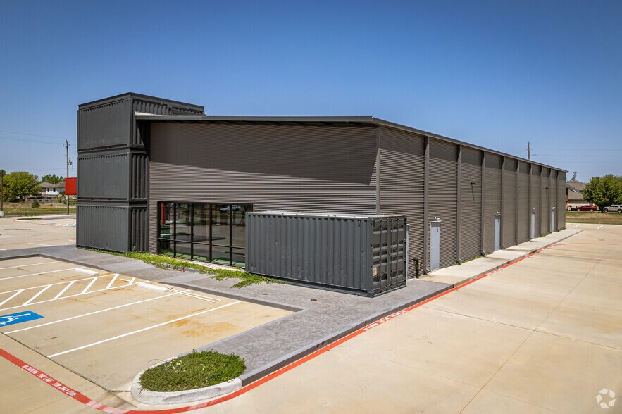 More Photos Of 9802 Antoine Dr, Houston Storefront Retail Office For Lease