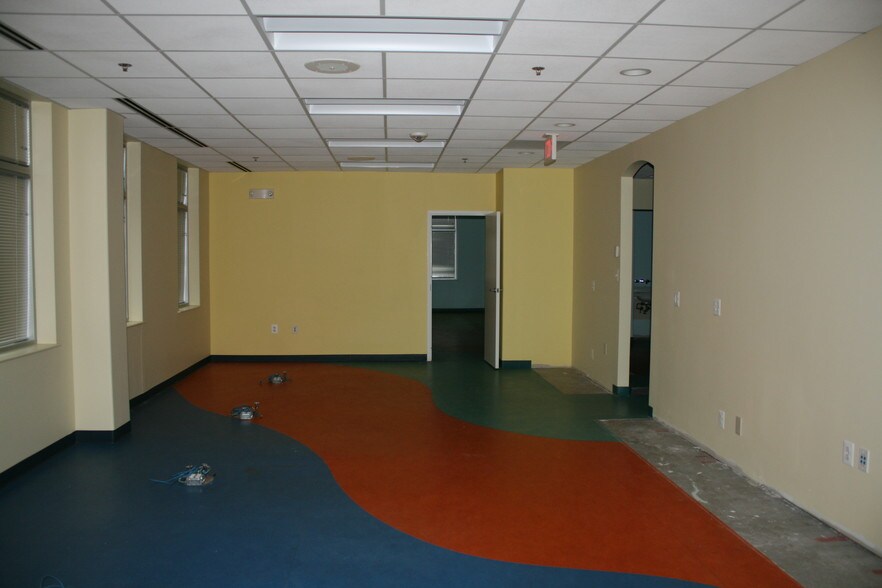 More Photos Of 12581 Milstead Way, Woodbridge Medical For Lease