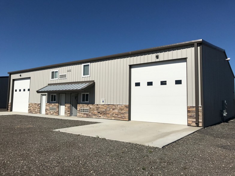 More Photos Of 7007 Cowboy Way, Billings Warehouse For Lease
