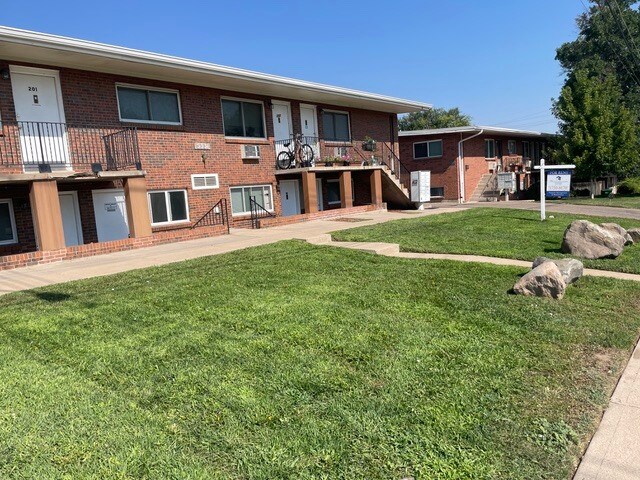More Photos Of 5331 S Delaware St, Littleton Apartments For Sale
