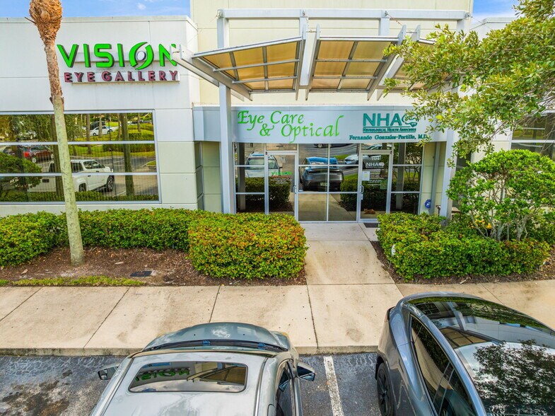More Photos Of 11602 lake underhill Rd, Orlando Flex For Lease