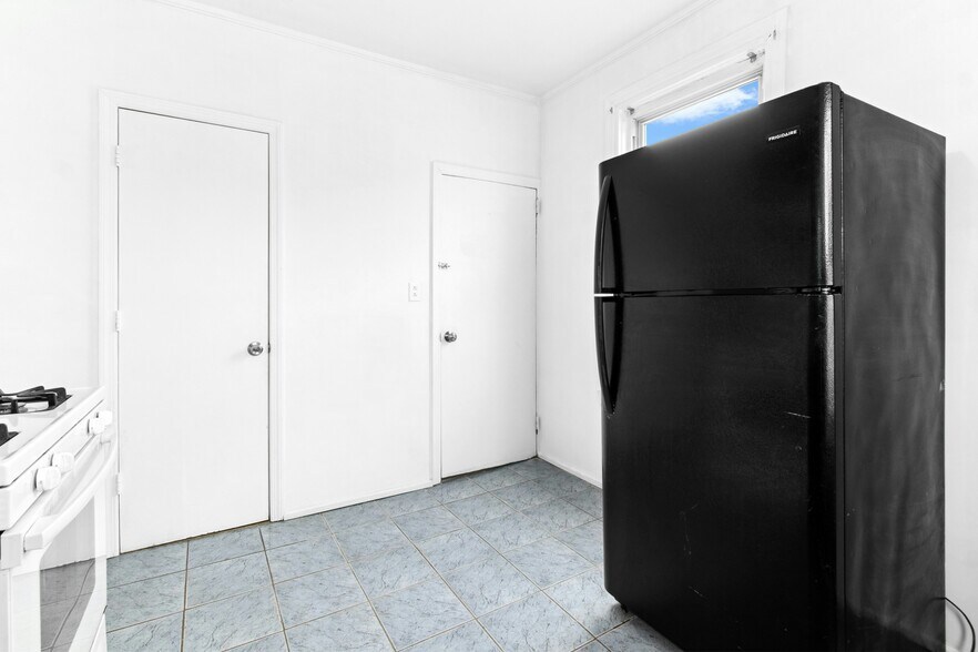 More Photos Of 162 W 2nd Ave, Roselle Self Storage For Sale