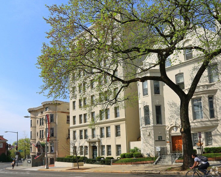 More Photos Of 1808 Connecticut Ave NW, Washington Apartments For Lease
