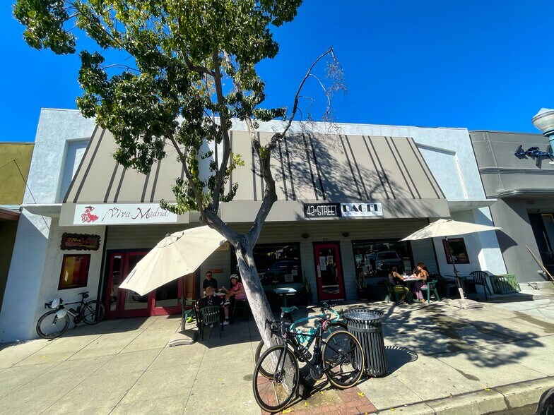 More Photos Of 225 Yale Ave, Claremont Restaurant For Lease
