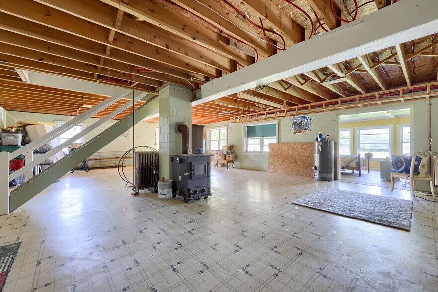 More Photos Of 197 Pencroft Dr N, Holtwood Industrial For Sale