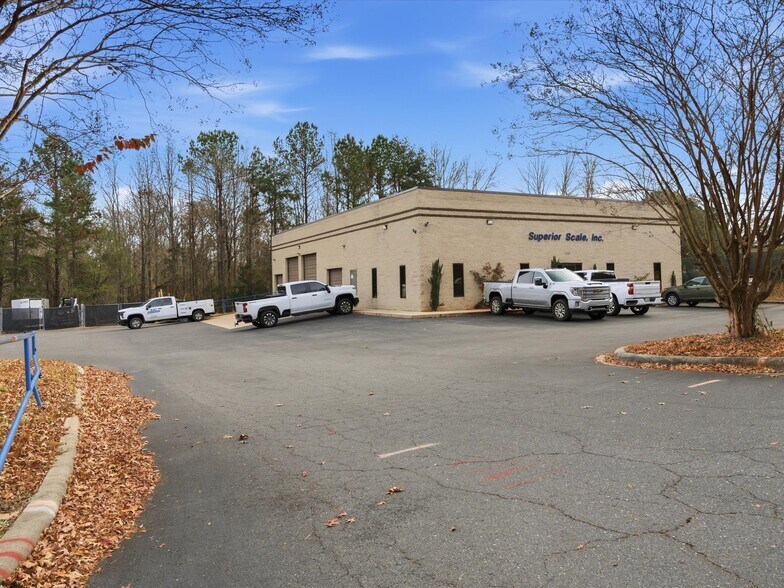 More Photos Of 2118 Carolina Place Dr, Fort Mill Warehouse For Sale