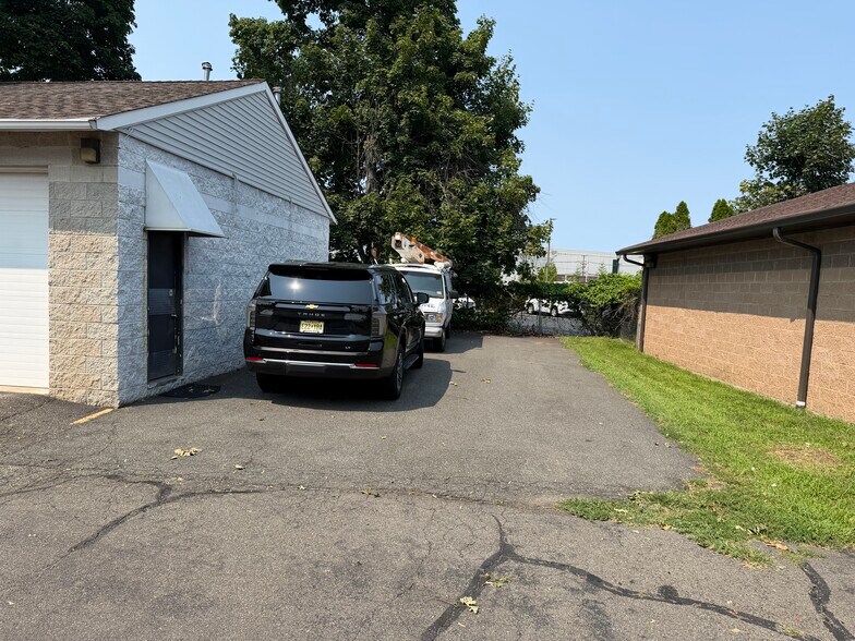 More Photos Of 83 Lackawanna Ave, Woodland Park Apartments For Sale