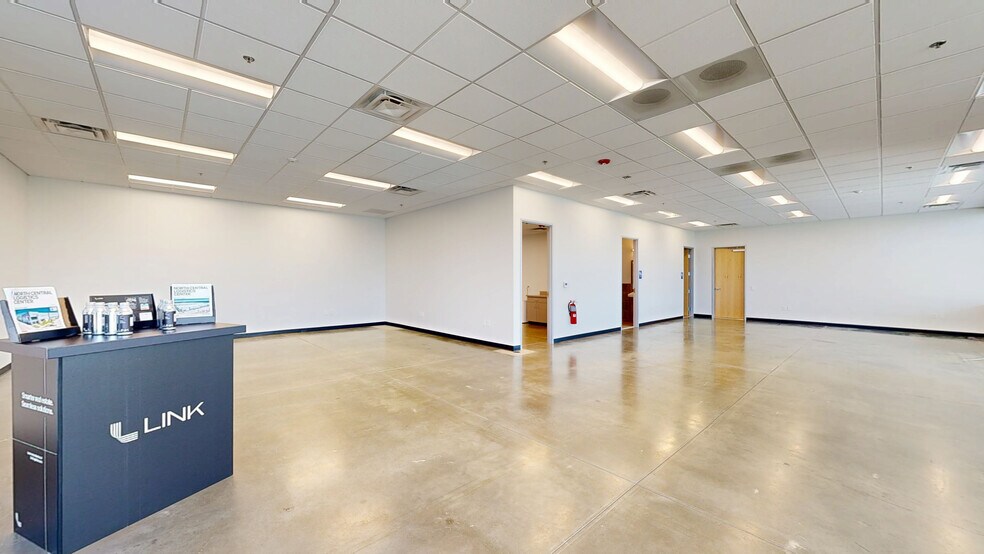 More Photos Of 7450 Clayton St, Denver Warehouse For Lease