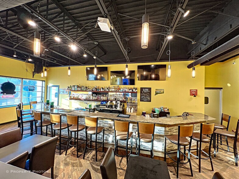 More Photos Of 1375 East St, New Britain Lodge Meeting Hall For Lease