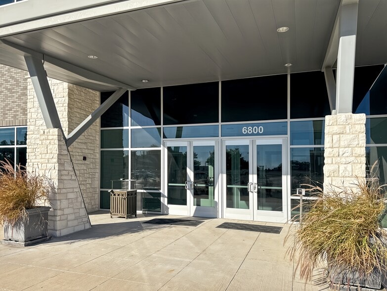 More Photos Of 6800 Weiskopf Ave, McKinney Coworking Space