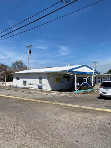 More Photos Of 3000 N Broadway St, Poteau Hotel For Sale